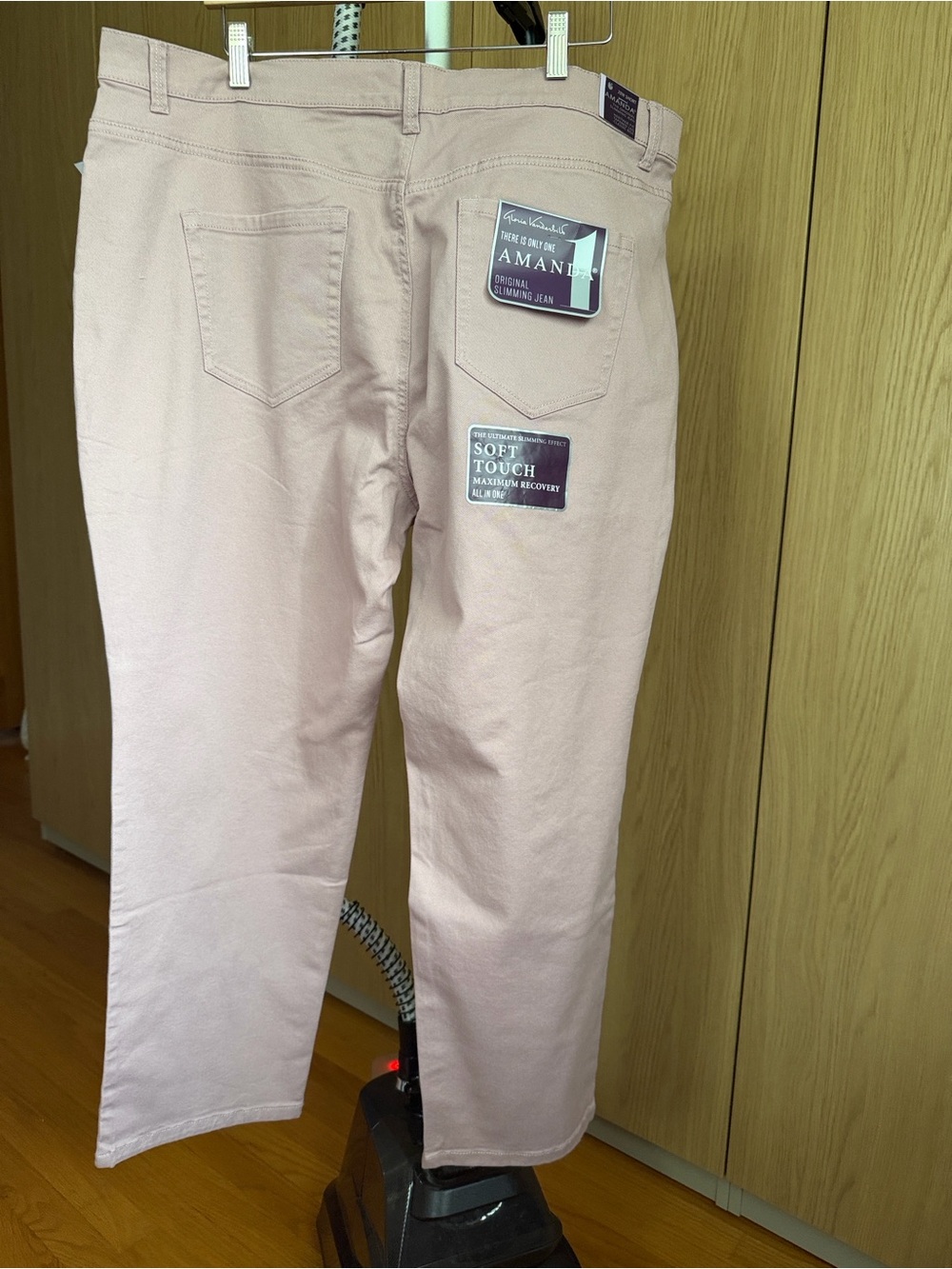 Gloria Vanderbilt 98% Cotton Amanda Mauve/Pink Skinny Women’s Jeans Never Worn